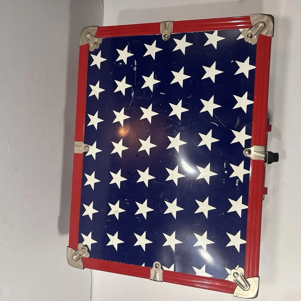 Vintage American Flag Metal Trunk Newspaper Lined Interior Patriotic Chest